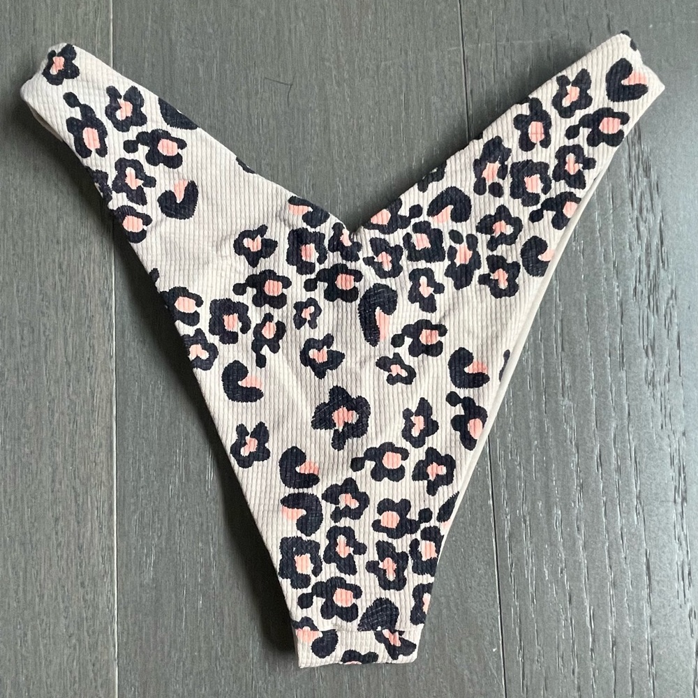 TAVIK Swim Bottom Cheetah Floral